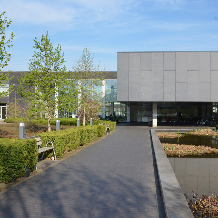 hoofdgebouw_OPZGeel Main building of OPZ Geel